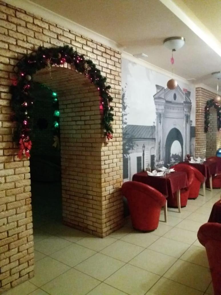 Отель Брама Hlukhiv מראה חיצוני תמונה